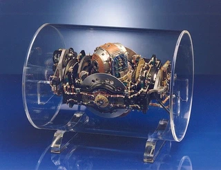 Plateforme inertielle Litton LN3-2A équipant les chasseurs F-104 à la fin du XXème siècle