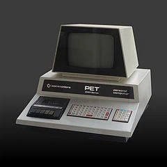 Mon premier ordinateur. 8 bits, 1MHz, RAM 8Ko