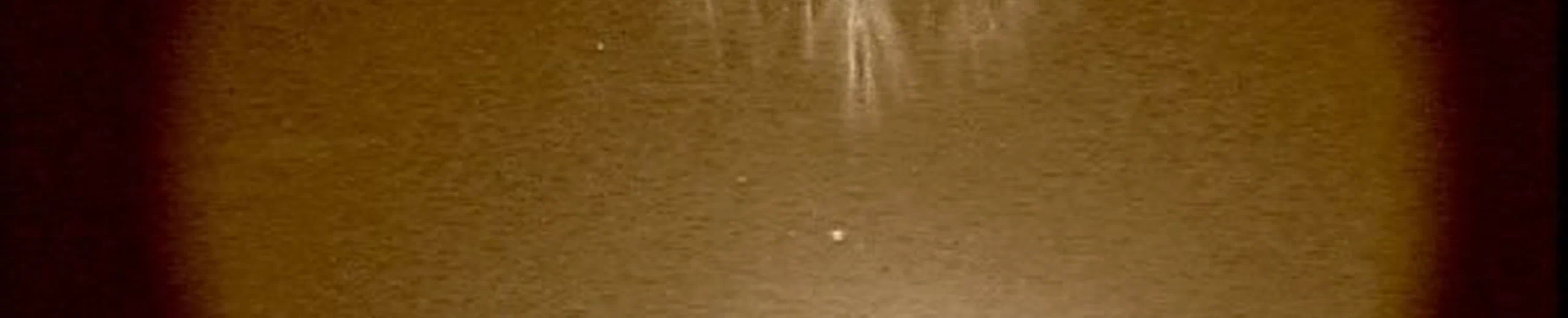 Avez-vous une idée sur ce que pouvait être les lumières de phoenix en Mars 1997, l'explication des fusées éclairantes ne semble pas tenir la route ?