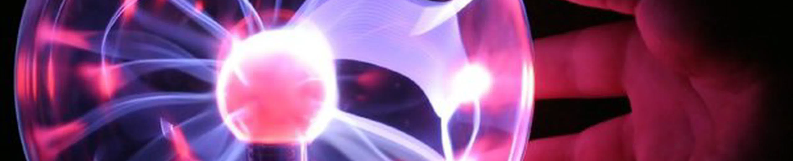 Supposons que je puisse m'approcher assez prêt du soleil pour remplir son plasma dans un recipient, aurait-il des mouvements liquides, gazeux, comment se comporterait ce petit morceau de soleil ?
