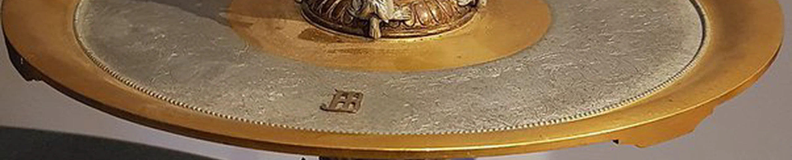 Si quelqu'un trouvait sur Terre énormément d'or et qu'il y en ait 10 fois plus que d'aluminium, est-ce que le prix de l'or serait plus bas que celui de l'aluminium ?