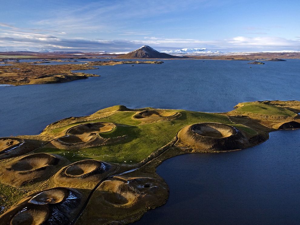 Pseudo-cratères du lac Myvatn, photo Jonas Bendiksen, National Geographic